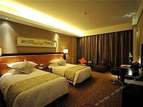 Landison Hotel Nantong Juegangzhen Exterior photo